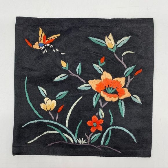 Vintage Dun Huang Chinese Silk Hand Embroidered Tapestries Doilies Set of Five - Picture 6 of 12